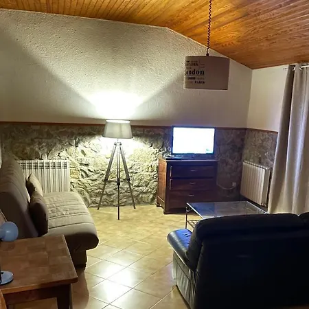 Chalet Des Pyrenees シャレー *